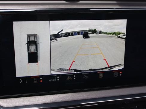 Used 2025 GMC Sierra 2500 AT4 w/ AT4 Premium Plus Package image 22