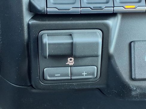 New 2026 Chevrolet Silverado 1500 W/T w/ WT Value Package image 9