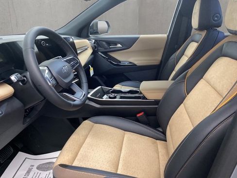 New 2026 Chevrolet Equinox ACTIV w/ Convenience Package III image 11