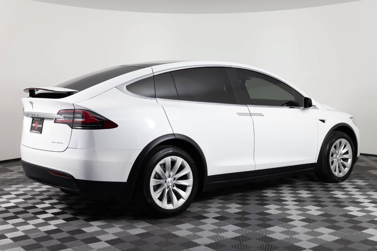Used 2021 Tesla Model X Long Range AWD/4WD image 8