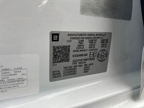 Used 2021 Chevrolet Silverado 3500 High Country w/ Z71 Off-Road Package image 34