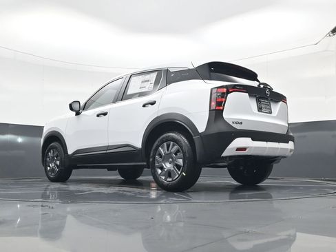 New 2026 Nissan Kicks S FWD image 19