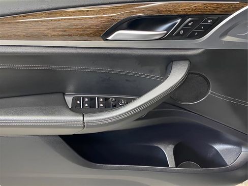 Used 2019 BMW X3 xDrive30i w/ Executive Package image 9