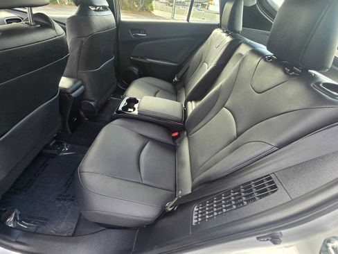 Used 2017 Toyota Prius Prime Advanced FWD image 16