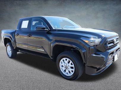 Used 2025 Toyota Tacoma SR5