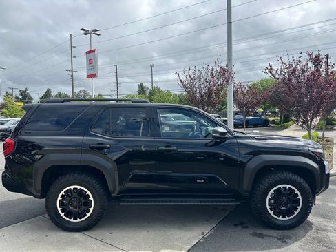Certified 2026 Toyota 4Runner TRD Off-Road Premium AWD/4WD image 6