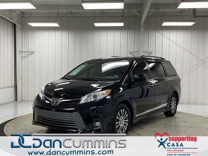 Used 2018 Toyota Sienna XLE w/ XLE Navigation Package