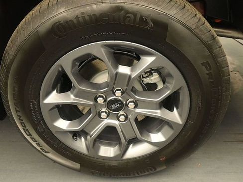 New 2026 Ford Maverick XLT image 9