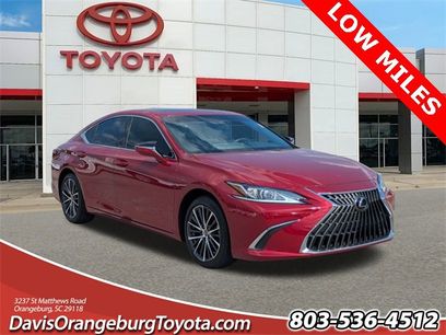 Used 2024 Lexus ES 350 w/ Premium Package
