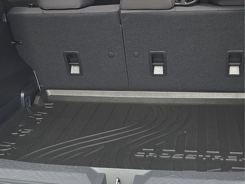 Certified 2025 Subaru Crosstrek 2.5i Premium AWD/4WD image 9