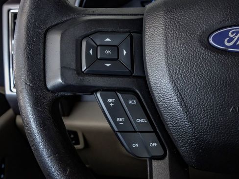 Used 2017 Ford F250 XLT w/ XLT Value Package image 16