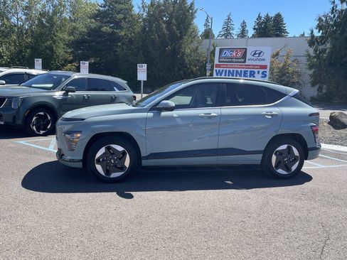 Certified 2024 Hyundai Kona Limited FWD image 2