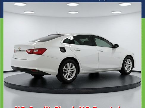 Used 2016 Chevrolet Malibu LT image 4