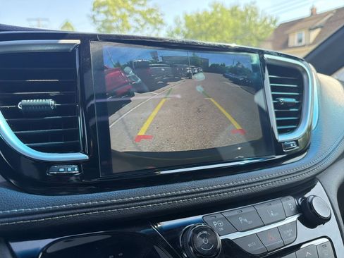 Used 2026 Chrysler Pacifica Limited w/ S Appearance Package FWD image 33