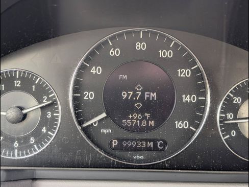 Used 2004 Mercedes-Benz E 320 Sedan image 9