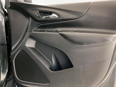 Used 2019 Chevrolet Equinox LT image 23