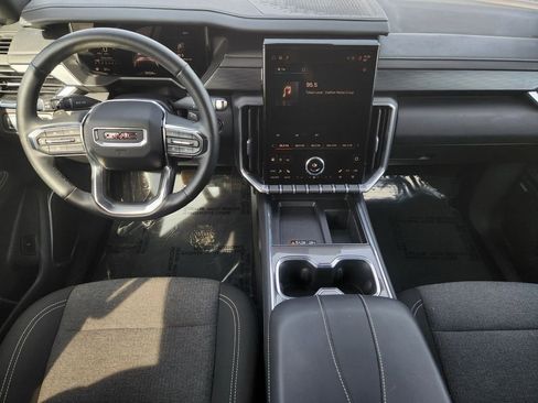 Used 2025 GMC Acadia Elevation FWD image 24