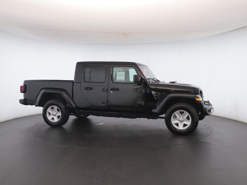 Used 2022 Jeep Gladiator Sport image 29