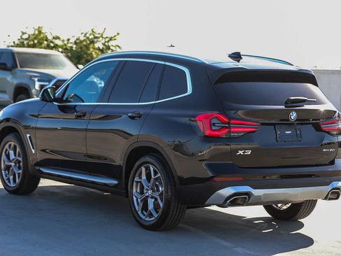 Used 2022 BMW X3 xDrive30i w/ Convenience Package w/ZPA AWD/4WD image 7