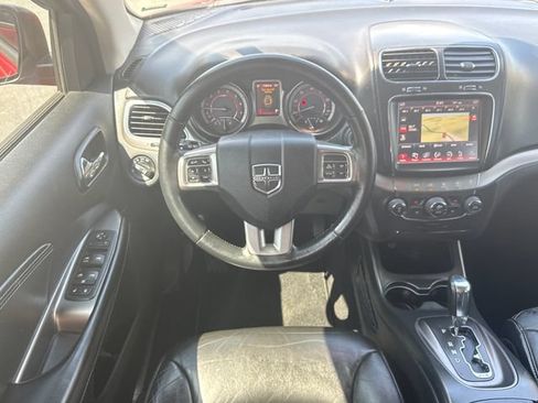 Used 2018 Dodge Journey Crossroad FWD image 19