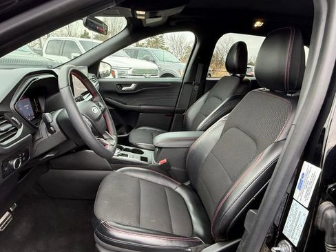 Certified 2024 Ford Escape ST-Line w/ Tech Pack #1 AWD/4WD image 7