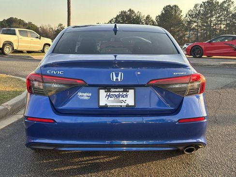 Used 2022 Honda Civic Sport image 9