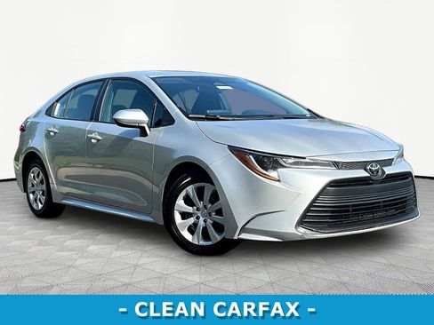 Used 2024 Toyota Corolla LE FWD image 3