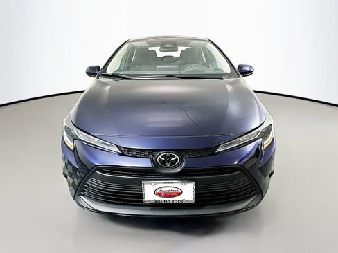 Certified 2024 Toyota Corolla LE image 2