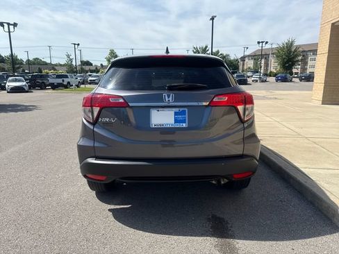 Used 2022 Honda HR-V LX image 3