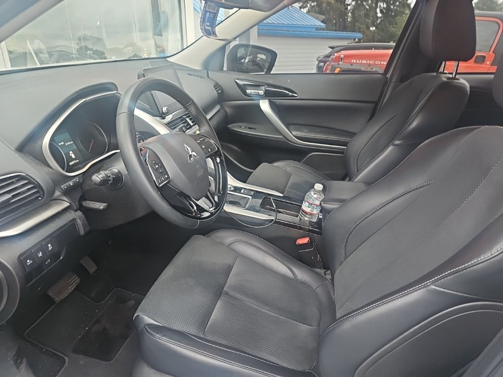 Used 2024 Mitsubishi Eclipse Cross SE AWD/4WD image 3