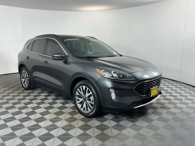 Used 2020 Ford Escape Titanium AWD/4WD image 3