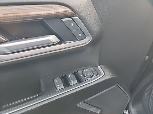 Used 2025 Chevrolet Silverado 1500 LT image 22