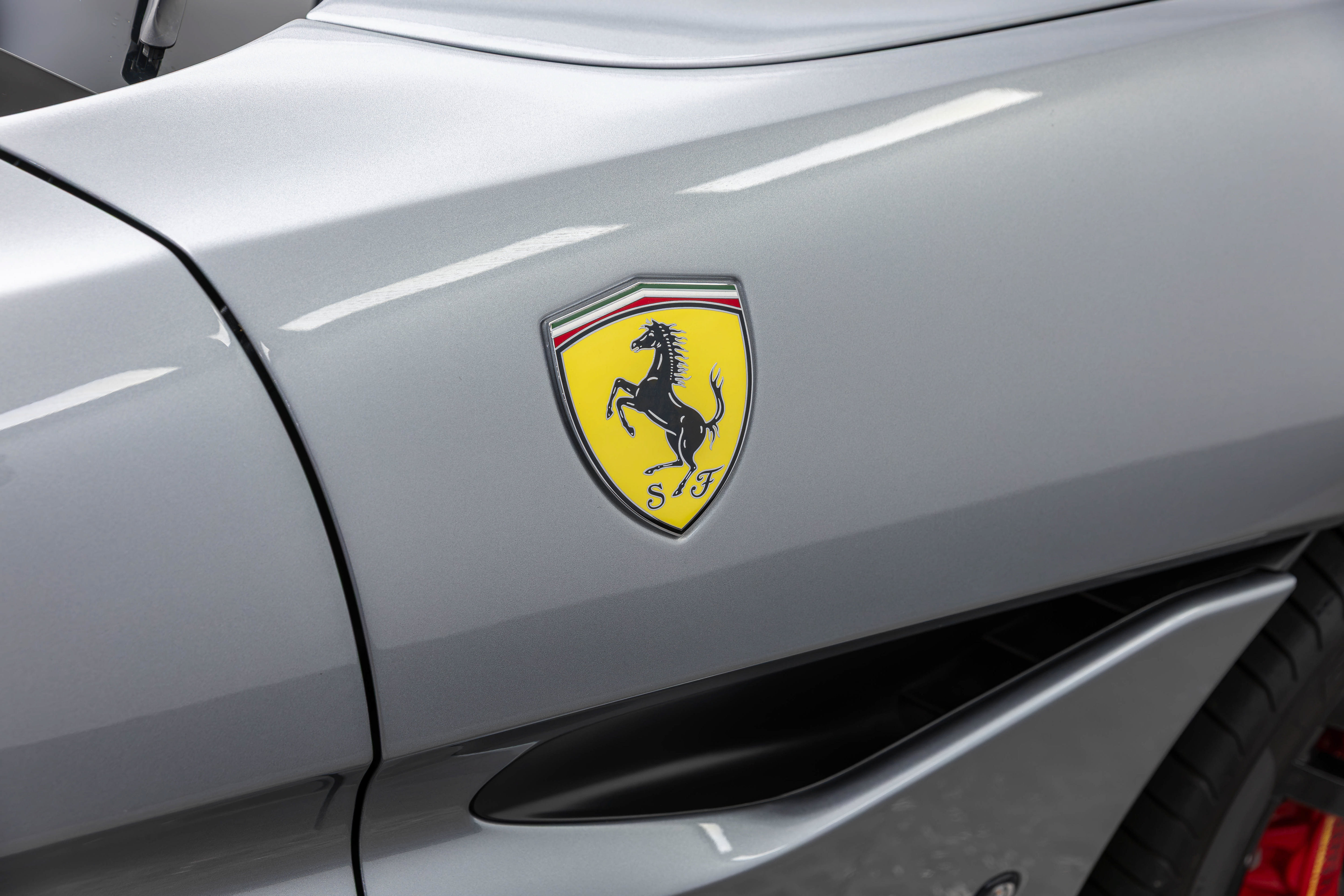 Certified 2019 Ferrari Portofino RWD image 62