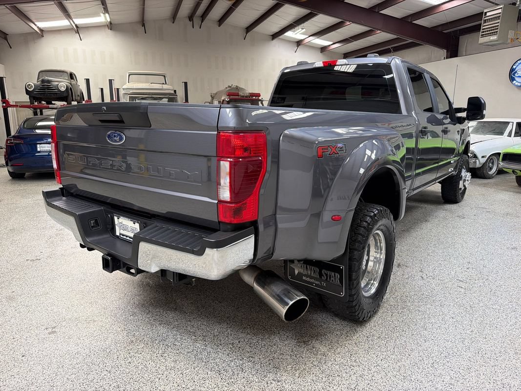 Used 2022 Ford F350 XL w/ STX Appearance Package AWD/4WD image 7