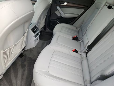 Used 2023 Audi Q5 2.0T Premium Plus w/ Premium Plus Package image 32