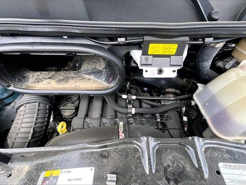 New 2024 RAM ProMaster 2500 w/ Convenience Group image 9