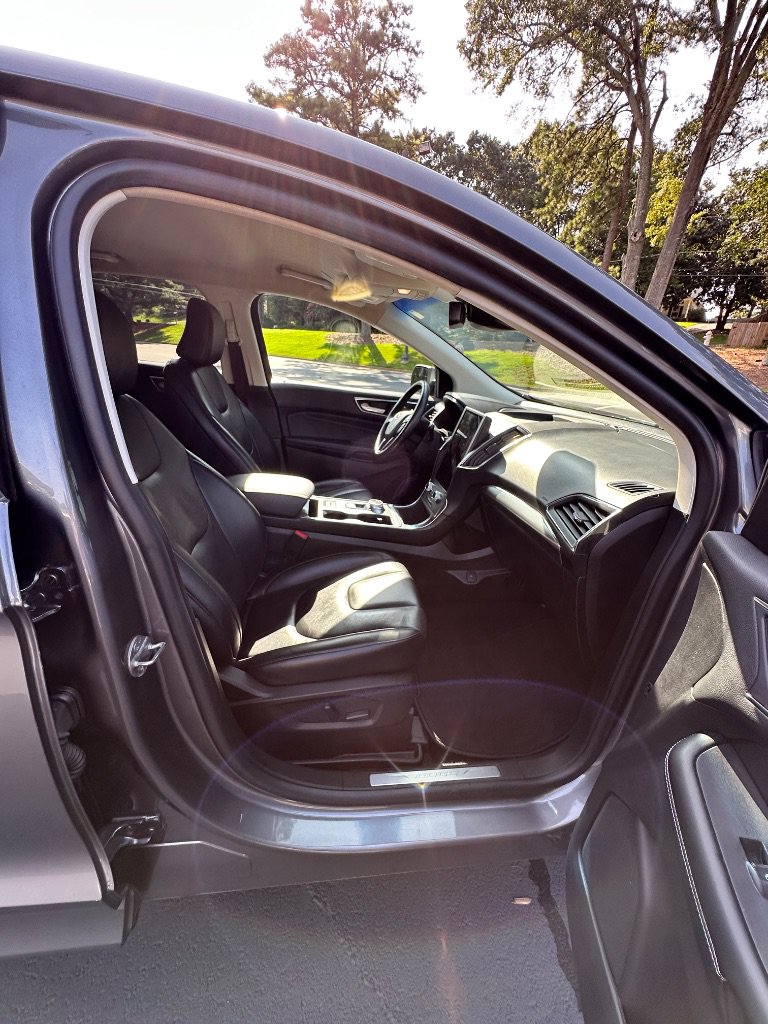 Used 2022 Ford Edge Titanium AWD/4WD image 15