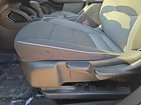 Used 2024 Chevrolet TrailBlazer LS FWD image 22