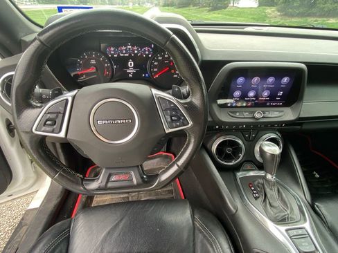 Used 2020 Chevrolet Camaro SS image 10
