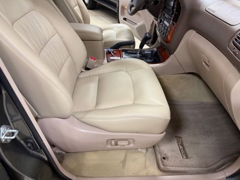 Used 1999 Lexus LX 470 4WD image 27