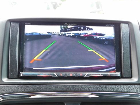 Used 2018 Dodge Grand Caravan SXT image 14