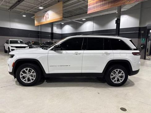 Certified 2022 Jeep Grand Cherokee Limited AWD/4WD image 20