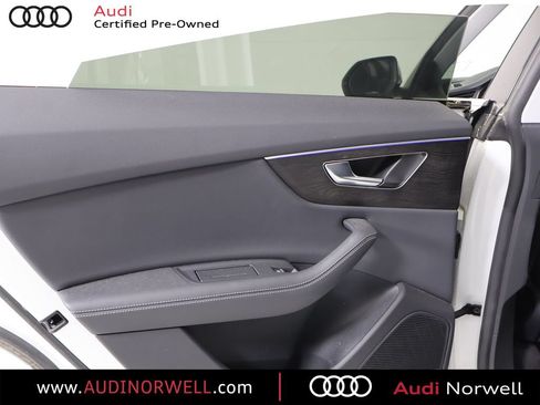 Certified 2023 Audi Q8 Premium Plus w/ Premium Plus Package AWD/4WD image 17