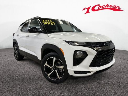 Certified 2023 Chevrolet TrailBlazer RS w/ Convenience Package image 1