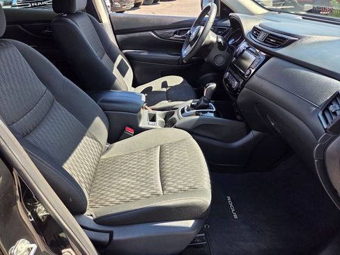 Used 2019 Nissan Rogue SV AWD/4WD image 19