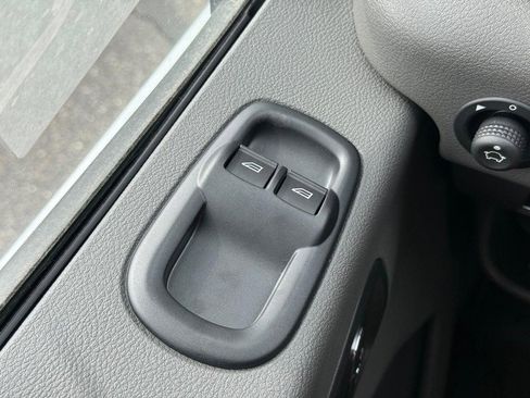 New 2025 Ford Transit 150 148 Medium Roof image 15