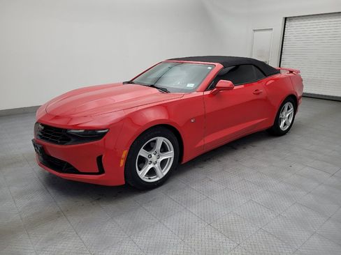 Used 2020 Chevrolet Camaro LT image 2