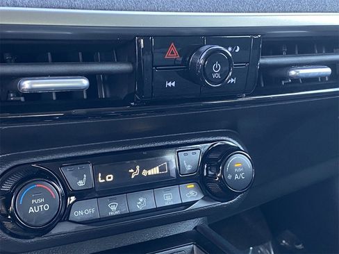 New 2026 Nissan Kicks SV image 25