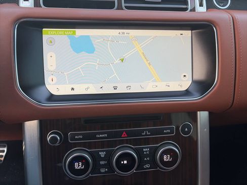 Used 2017 Land Rover Range Rover Long Wheelbase Autobiography AWD/4WD image 26