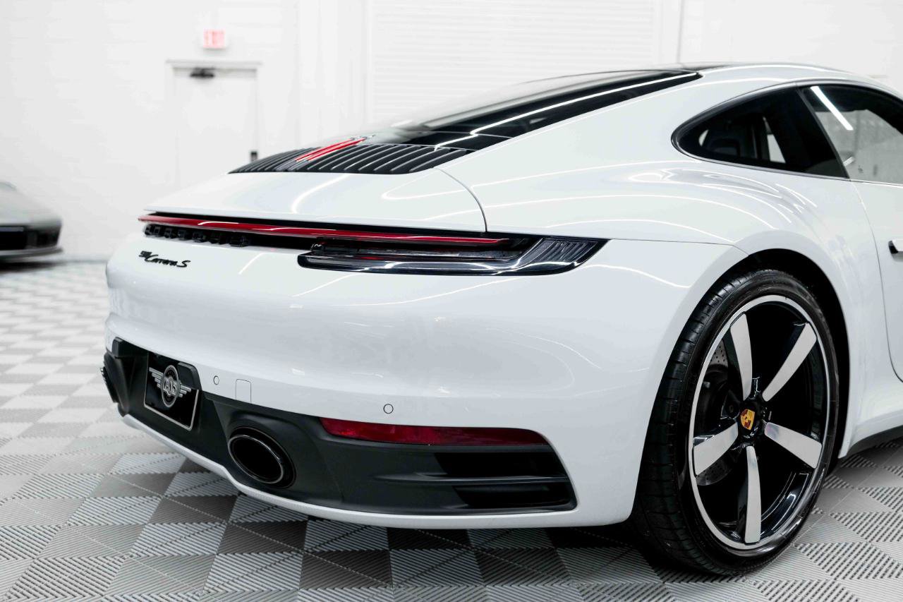 Used 2022 Porsche 911 Carrera S RWD image 34